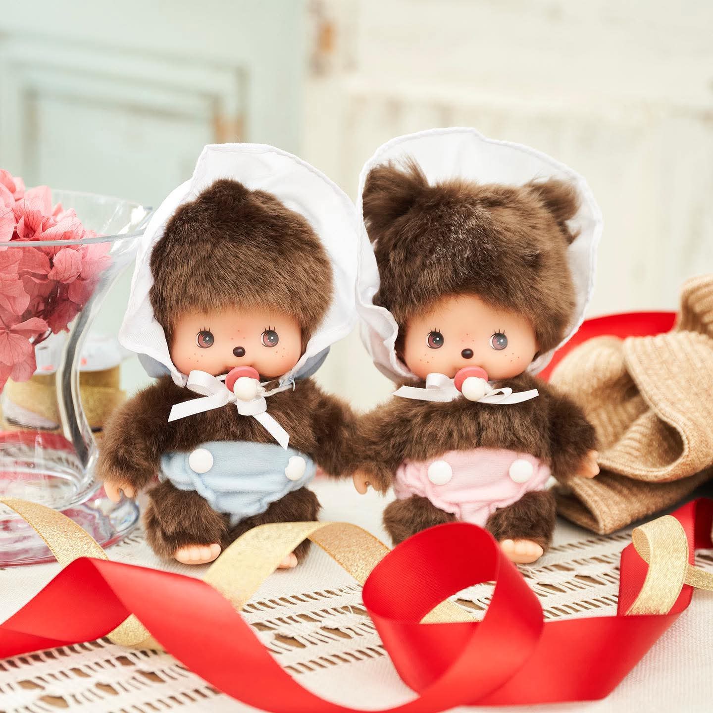 Sekiguchi Monchhichi Bebichhichi Baby in Bonnet Style