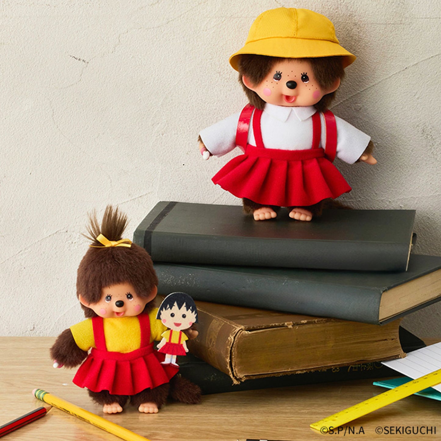 MONCHHICHI X CHIBI MARUKO-CHAN SCHOOL GIRL KEYCHAIN